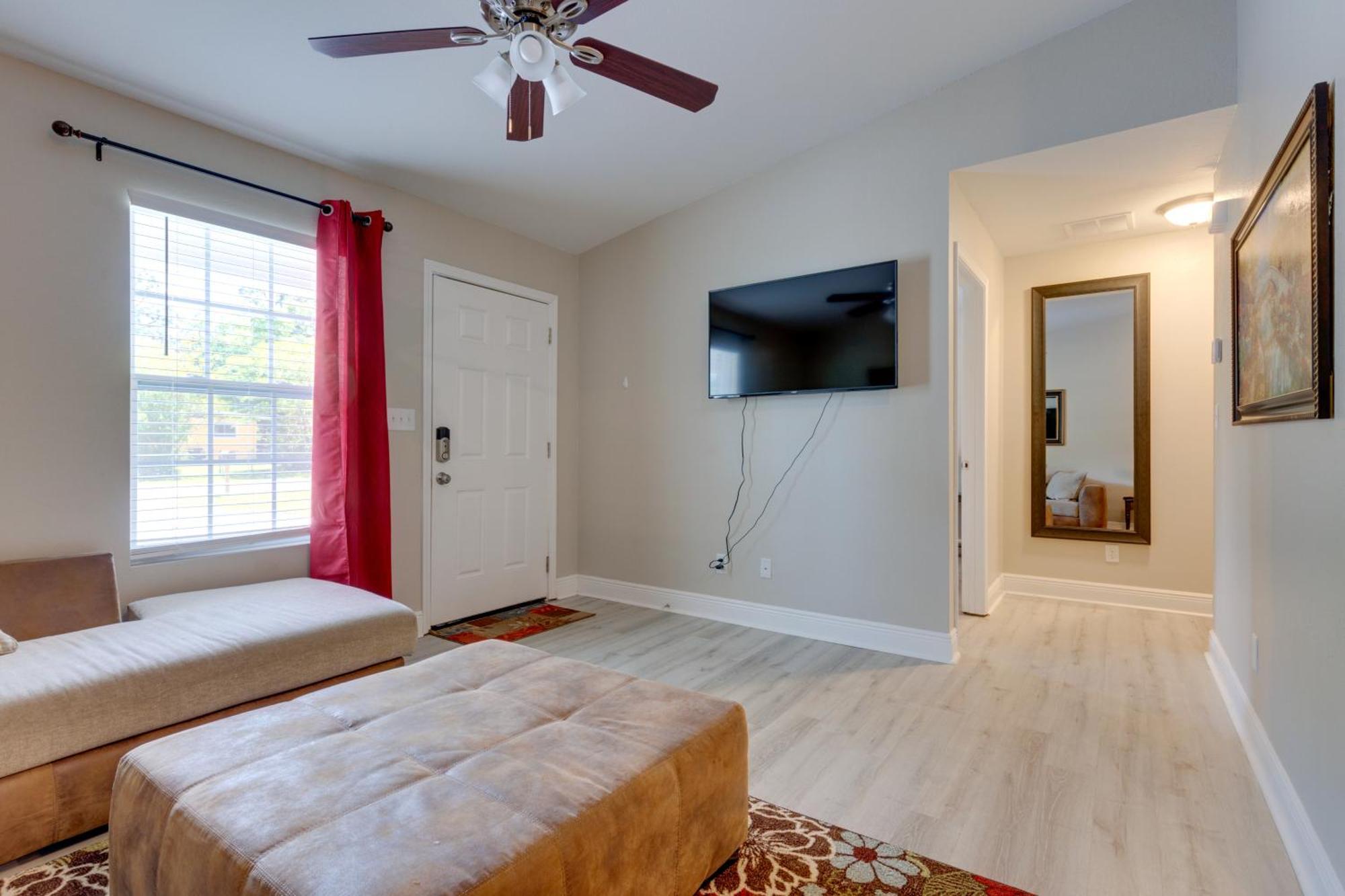 Dog-Friendly Pensacola Duplex About 7 Mi To Downtown公寓 外观 照片