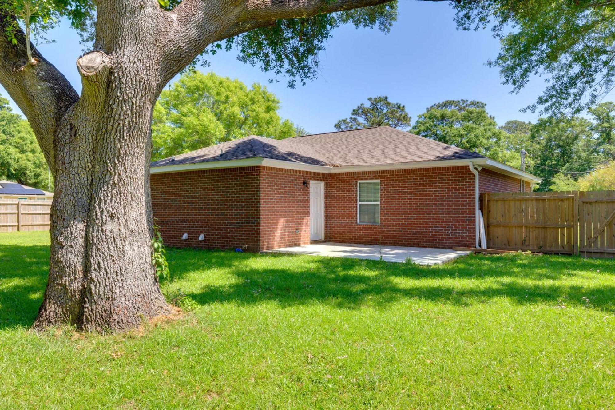 Dog-Friendly Pensacola Duplex About 7 Mi To Downtown公寓 外观 照片